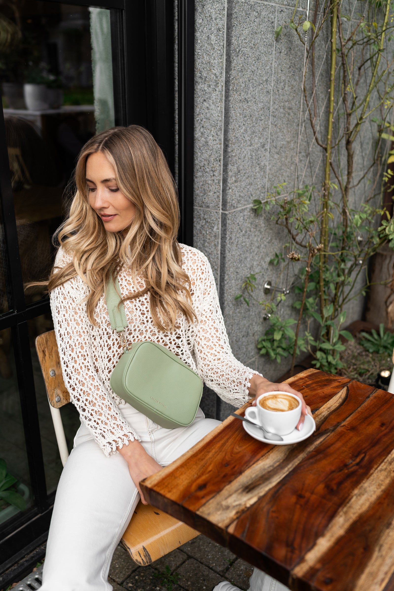 Mini Messenger - Pastel Green – DENISE ROOBOL