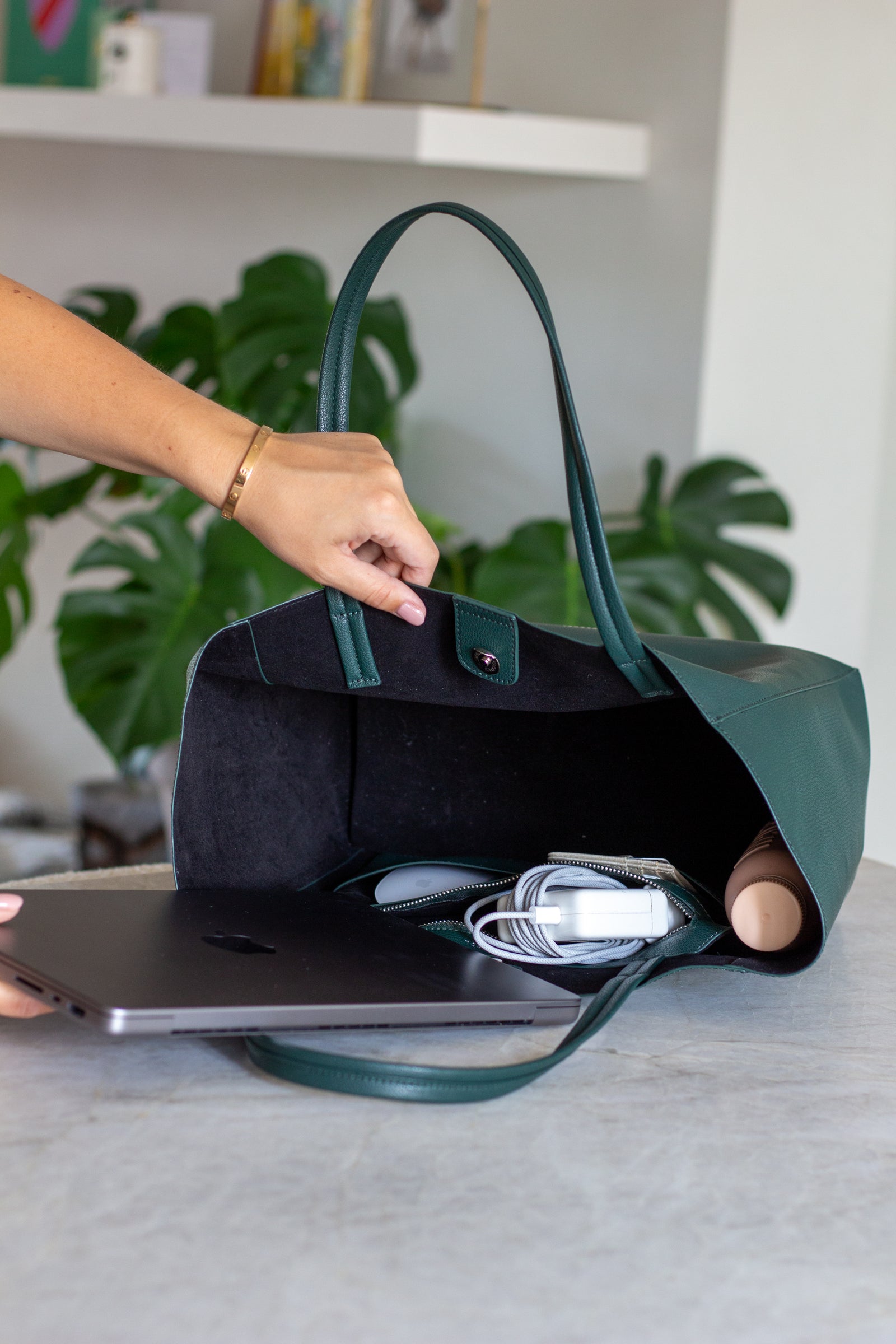 Comfort Shopper - Dark Green – DENISE ROOBOL