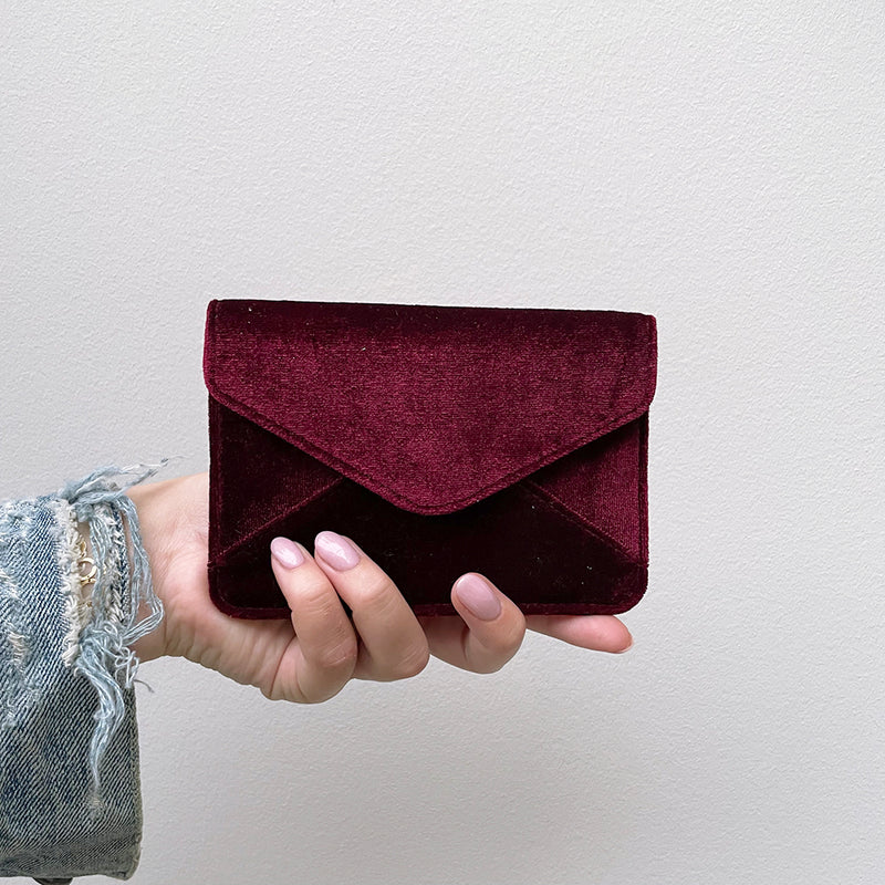 Mini Wallet - Red Velvet